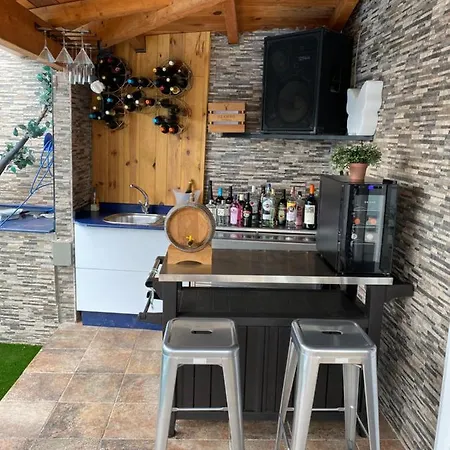 بيت للعطل Chalet Beach &